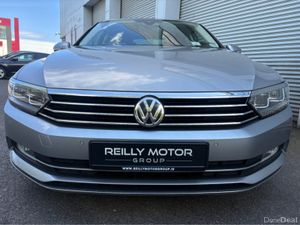 Volkswagen Passat 1.6 DIESEL HIGHLINE AUTO - Image 2