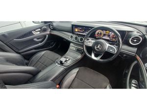 Mercedes-Benz E-Class E220 D AMG LINE PREMIUM - Image 4