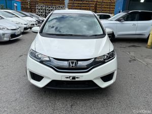 2015 Honda Fit Hybrid Automatic/ Leather Spec - Image 2