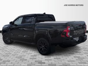 Toyota Hilux Z GR SPORT 2.4L DIESEL DOUBLE CAB AUT - Image 4