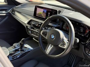 BMW 5-Series 520d M Sport Saloon - Image 4