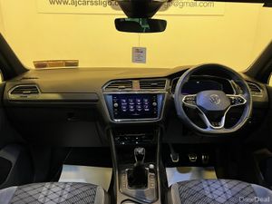 VW TIGUAN R-DESIGN 2.0TDI 150BHP MANUAL (2021) - Image 4