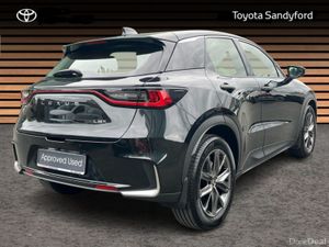 Lexus LBX ELEGANT 1.5 HYBRID AUTOMATIC // CLIMATE - Image 2