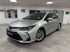 2019 Toyota Corolla Hybrid Automatic - Image 2