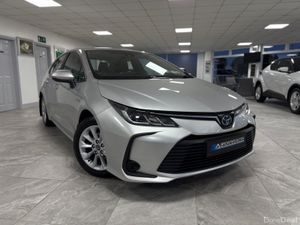 2019 Toyota Corolla Hybrid Automatic - Image 4