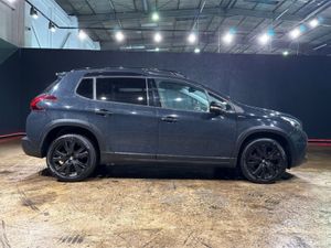 Peugeot 2008 GT LINE BLACK PACK - BLACK LEATHER - - Image 2