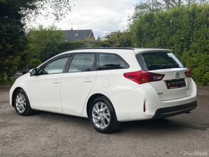 2014 TOYOTA AURIS ESTATE 1.4D4D TERRA NEW NCT 2027 - Image 4