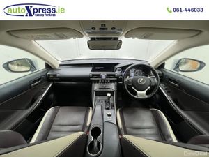 Lexus IS Hybrid VERSION L, Reversing camera - Image 2