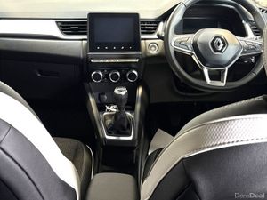 Renault Captur TCe 90 Techno - Image 2