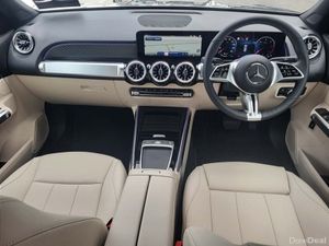 Mercedes-Benz GLB GLB200d Progressive AUTO (7 SEAT - Image 4