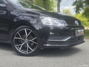 2017 Volkswagen Polo 1.2 Petrol Automatic DSG Comf - Image 3