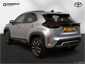 Toyota Yaris Cross Estate Excel - Image 3