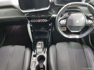 Peugeot 208 Electric 136bhp (50 kWh) GT - Image 4