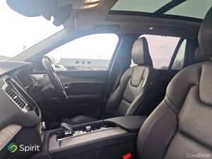 Volvo XC90 T8 Plug In Hybrid AWD, Ultimate (Dark T - Image 4