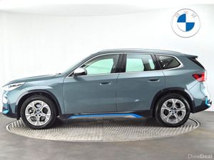 BMW iX1 xDrive30 xLine - Image 3