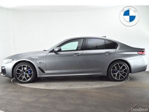 BMW 5-Series 530e M Sport Saloon - Image 3