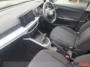 SEAT Arona SE+ 1.0TSI Manual I LOW MILEAGE - Image 4