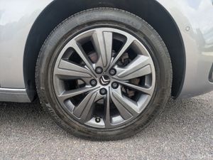 Citroen Grand C4 Picasso Exclusive /7 SEATER - Image 3