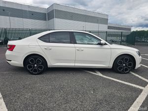 Skoda Superb 1.6TDI, ACTIVE MODEL, NEW NCT, VERY W - Image 4