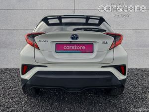 Toyota C-HR 1.8 Hybrid - Image 4
