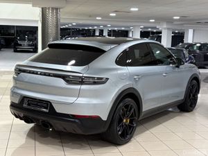 Porsche Cayenne 4.0 V8 TURBO S E-HYBRID (670 BHP)= - Image 3