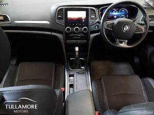 Renault Megane E-TECH PHEV 160 Auto Iconic ST - Image 2