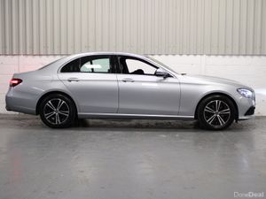 Mercedes-Benz E-Class 2021 - Image 4