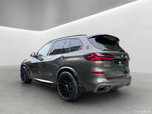 2024 BMW X5 50E M-SPORT PRO . - Image 4