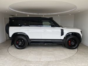 Land Rover Defender 2022 - Image 4