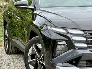 2025 Hyundai Tucson Executive Plus 1.6 Diesel - Image 3