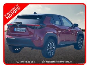 Toyota Yaris CROSS LUNA SPORT 4DR AUTO - Image 2