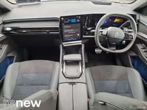 Renault Rafale Techno Esprit Alpine 200 Auto Hybri - Image 2