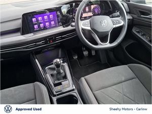 Volkswagen Golf 2.0TDI STYLE 5DR - Image 2