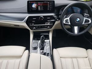 BMW 5-Series 520d M Sport - Image 4
