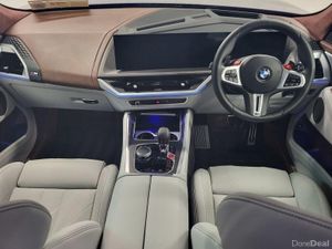 BMW XM 50e - Image 4