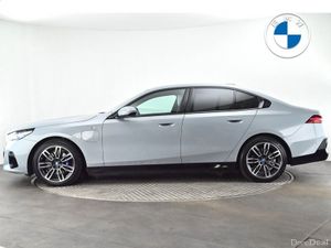 BMW 5-Series 530e M Sport Saloon - Image 3