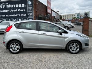 2013 Ford Fiesta ZETEC 1.0 PETROL - Image 2