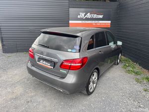 Mercedes-Benz B-Class B180 1.6 AUTO - Image 4