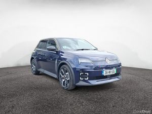Renault 5 TECHNO 52KWH 150HP - Image 2