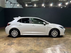 Toyota Corolla 1.8 HYBRID SPORT - CRUISE CONTROL - - Image 3