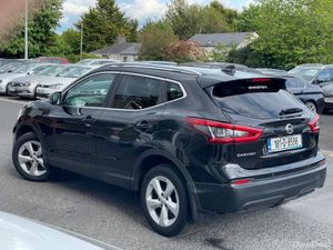 Nissan Qashqai 2018 1.2 petrol SV - Image 3