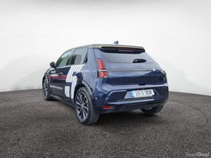 Renault 5 ICONIC 52KWH 150HP - Image 4
