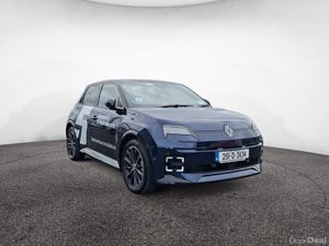Renault 5 ICONIC 52KWH 150HP - Image 2