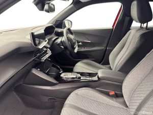 Peugeot 2008 1.2 HYBRID ALLURE *IN STOCK* € PER WE - Image 2
