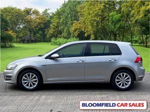 Volkswagen Golf **DEPOSIT TAKEN**1.2 LOUNGE EDITIO - Image 4