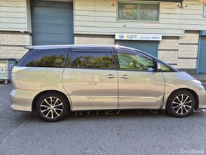 TOYOTA ESTIMA/2012/2.4 PETROL HYBRID/7 SEATER/AUTO - Image 4