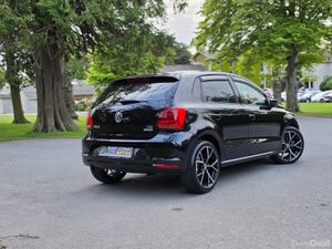2017 Volkswagen Polo 1.2 Petrol Automatic DSG Comf - Image 4