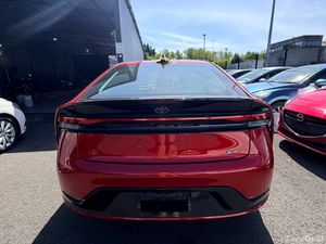 2023 Toyota Prius Z Pack Top Line - Image 4