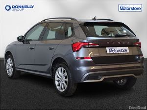 Skoda KAMIQ Hatchback SE Drive - Image 2