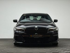 BMW 5-Series 520D M SPORT - Image 2